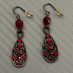 5/$10 
Black and red gorgeous earrings